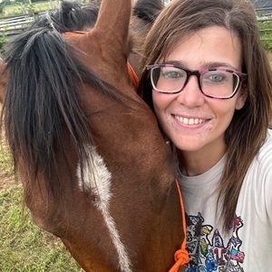 Meet your Posher, Posh